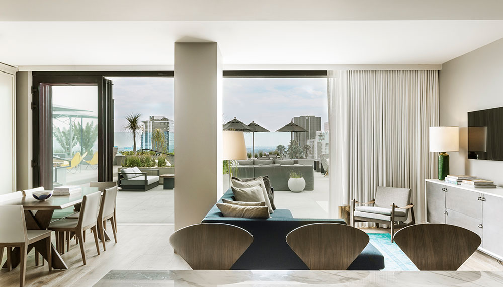 Lola Suite